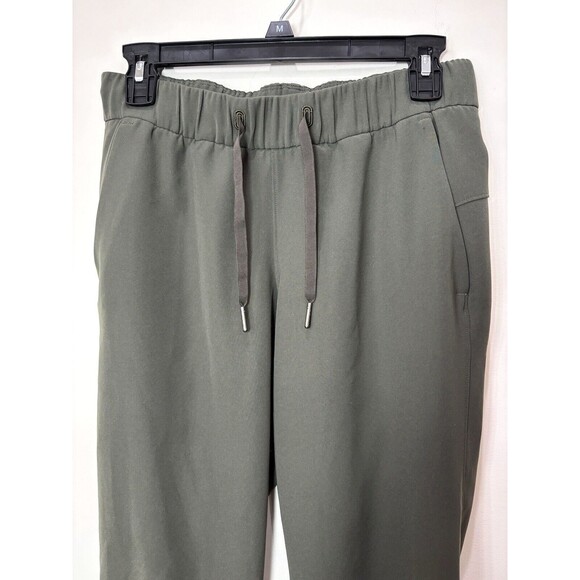 Lululemon Women On the Fly Olive Green Pants 4 Pull On Comfort Travel Weekend - Picture 4 of 13